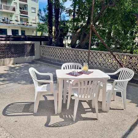 Casa Liana 4 *